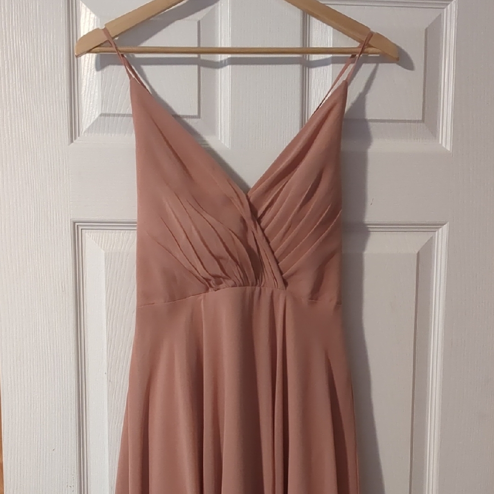 Elegant Pink Sleeveless Dress